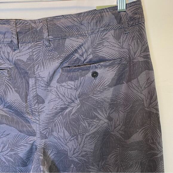 Goodfellow & Co Men’s Hybrid Swim Shorts 9” Inseam Size 36 Leaf Print Dark Grey - Picture 7 of 10
